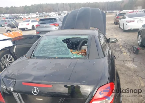 2005 Mercedes-Benz Slk 350 из США, поврежденный, VIN WDBWK56F05F037730